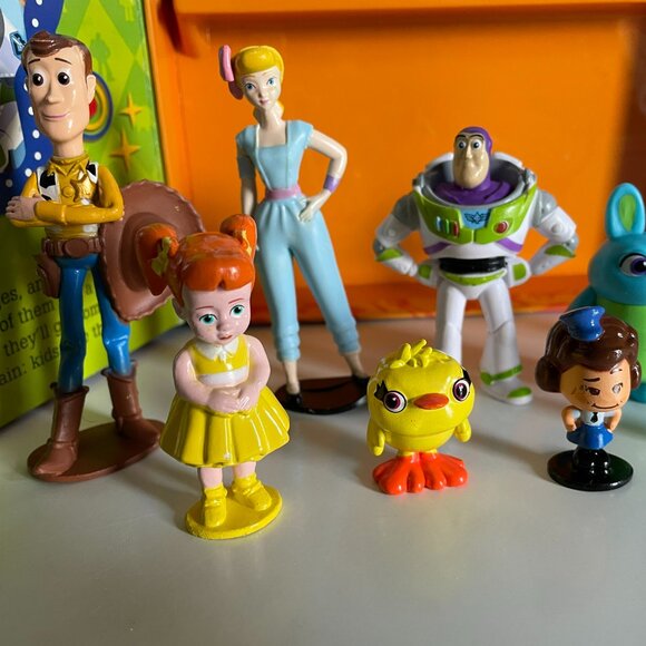 My Busy Books Disney Pixar Toy Story 4 With 10 Figures And Playmat - Picture 4 of 10